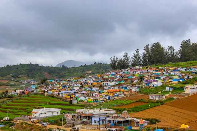 Coimbatore to Ooty Taxi and Bus Rental